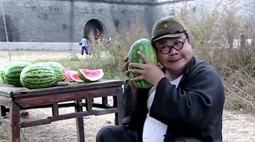 吃瓜不给钱被打,网络热议背后的法律思考