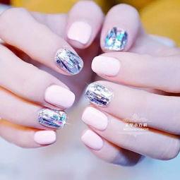 哪个明星爱美甲,揭秘明星XXX的指尖艺术魅力